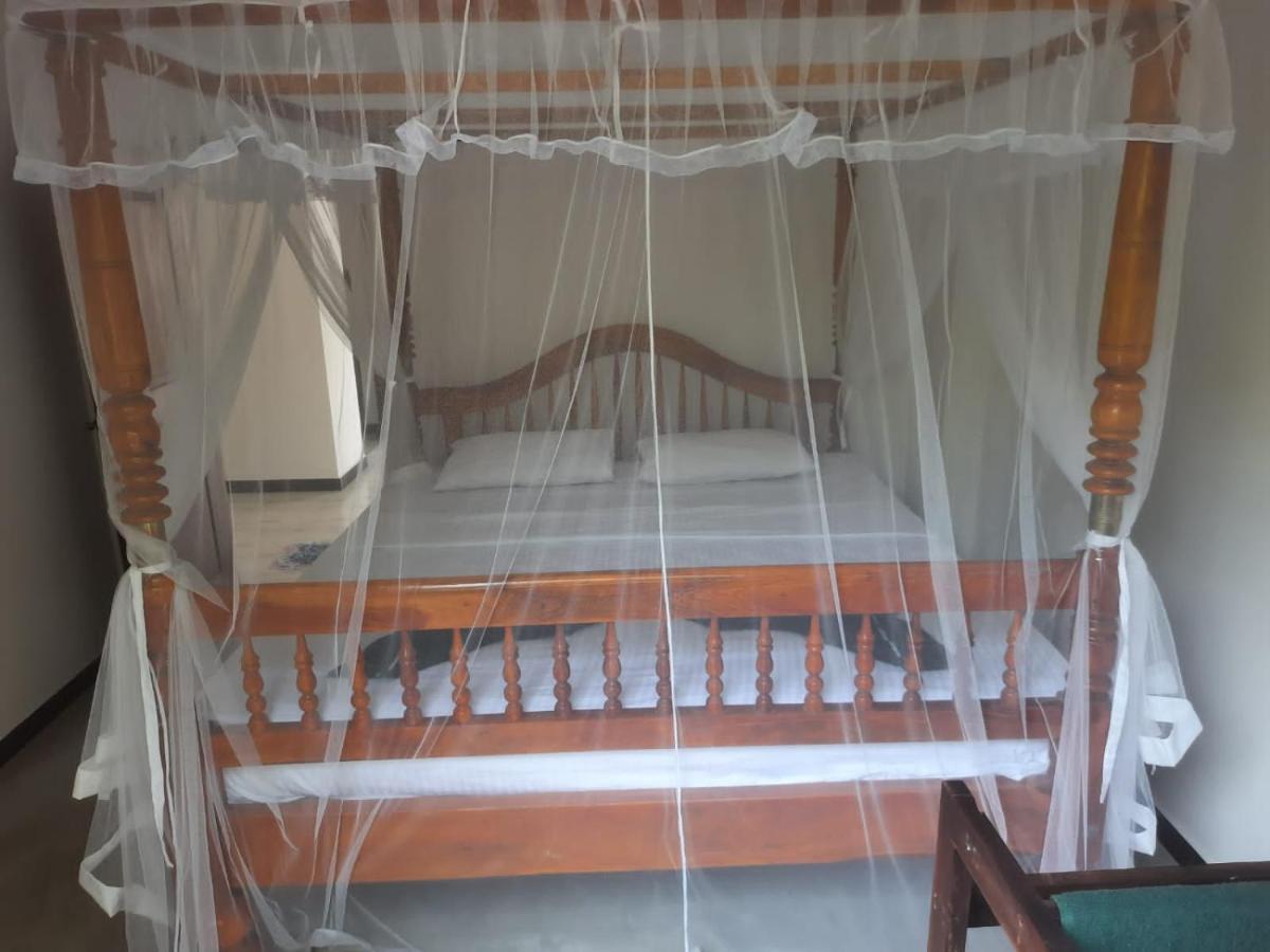Bluefin Place To Stay Unawatuna Exterior foto
