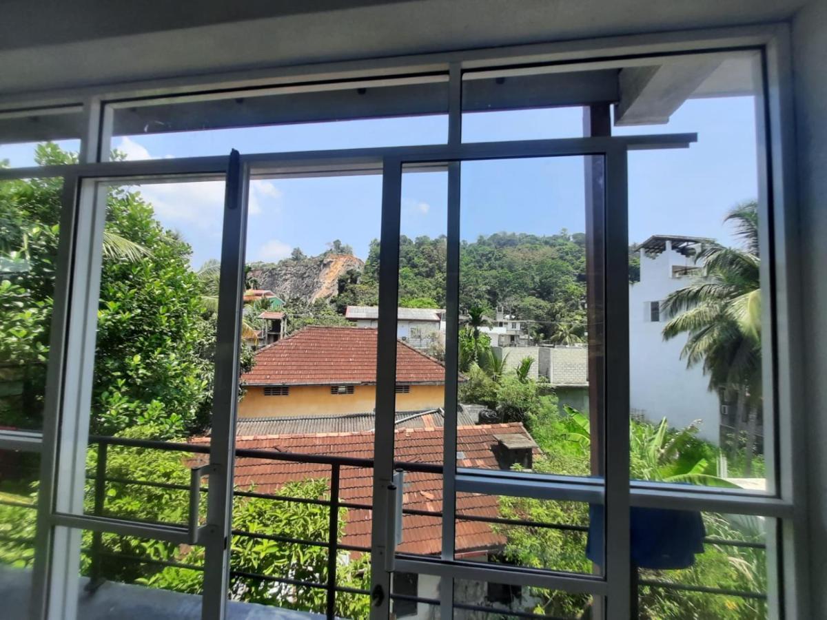 Bluefin Place To Stay Unawatuna Exterior foto