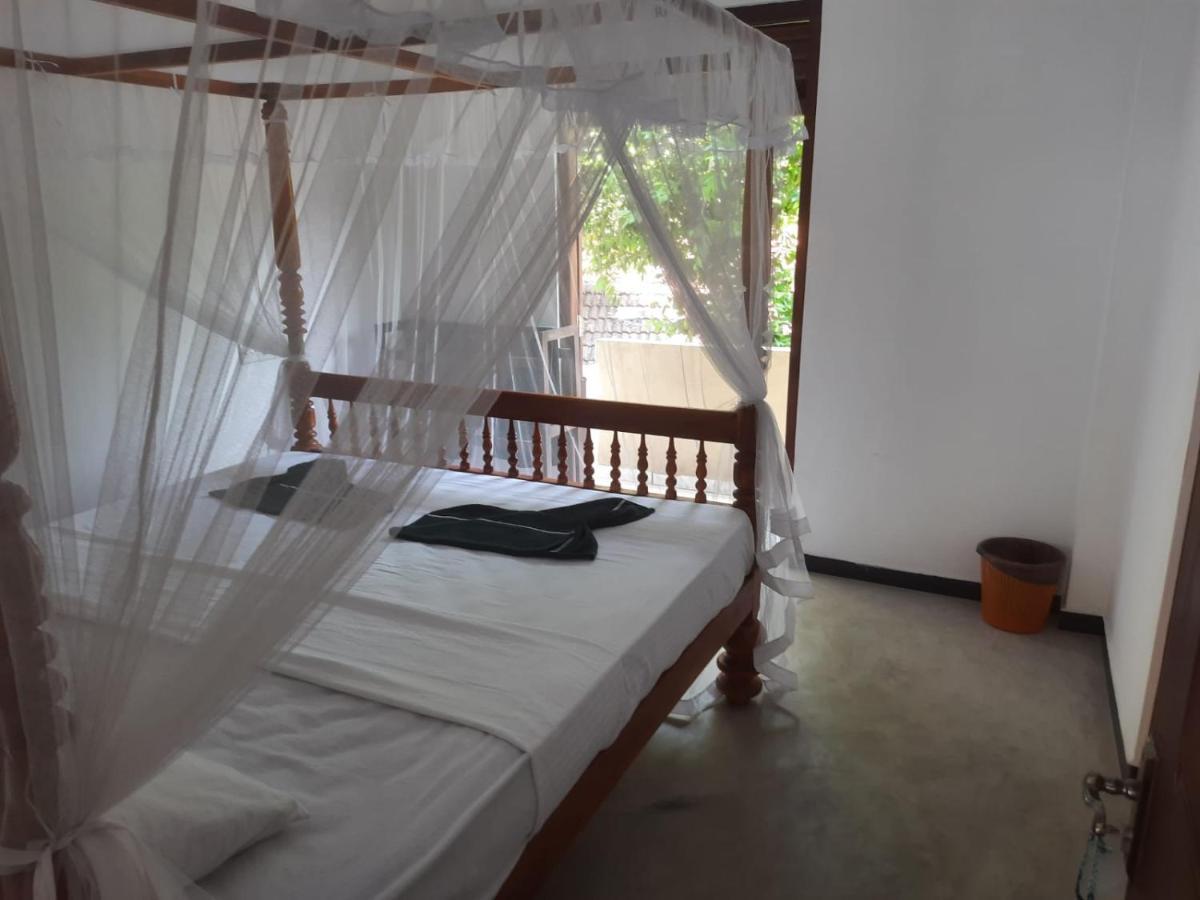 Bluefin Place To Stay Unawatuna Exterior foto