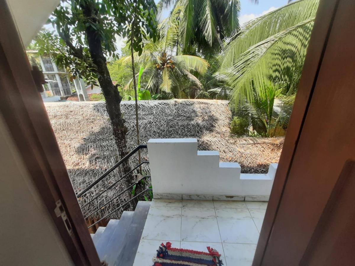 Bluefin Place To Stay Unawatuna Exterior foto